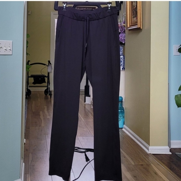 Lululemon On the Fly Pant Full Length- Luxtreme Size 6 - Picture 3 of 10
